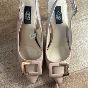 Jones New York Women's Tan Slingback Heels